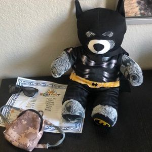 BUILD A BEAR Batman with accessories